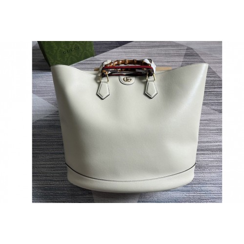 Gucci Diana Large Tote Bag in White leather