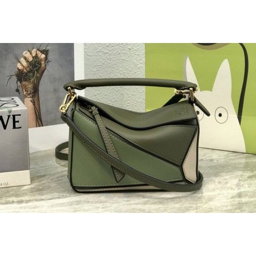 Loewe Mini Puzzle bag in Multicolor classic calfskin