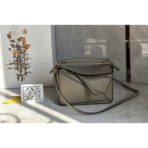 Loewe Mini Puzzle bag in Khaki classic calfskin