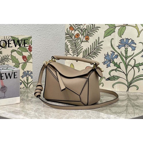 Loewe Mini Puzzle bag in Apricot classic calfskin