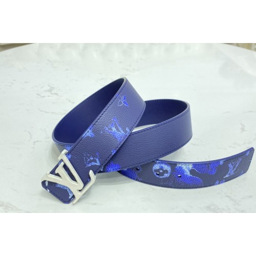 Louis Vuitton M0359V Shape 40mm reversible belt in Navy Blue Monogram canvas With White Buckle