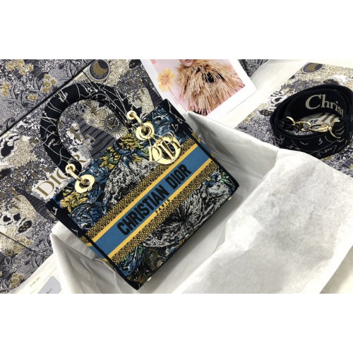 Dior M0565 Medium Lady D-Lite bag in Black Embroidery