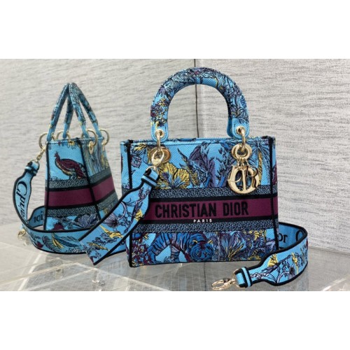 Dior M0565 Christian Dior Medium Lady D-Lite bag in Blue Toile de Jouy Embroidery