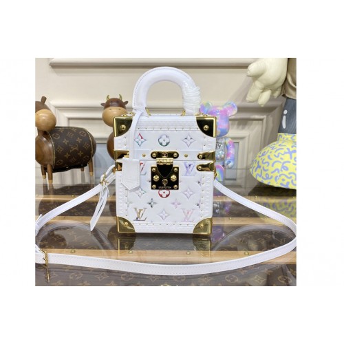 Louis Vuitton M10077 Camera box in Monogram embossed puffy lambskin Louis Vuitton M10077 Camera box in Monogram embossed puffy lambskin