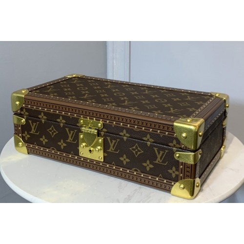 Louis Vuitton M20039 8 watch case in Monogram canvas