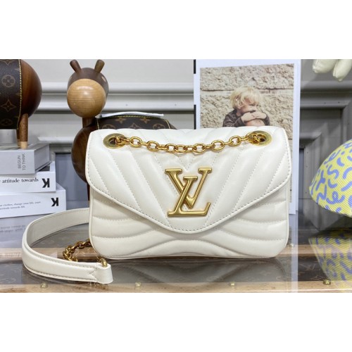 Louis Vuitton M20687 New Wave Chain Bag PM Bag in White Leather