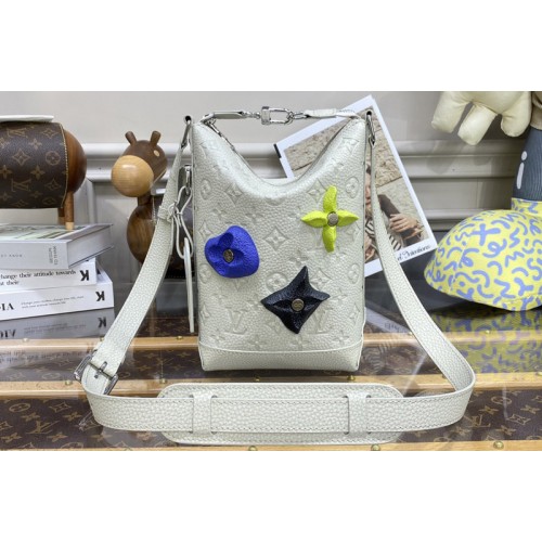 Louis Vuitton M20875 Hobo Cruiser PM bag in White Taurillon Monogram