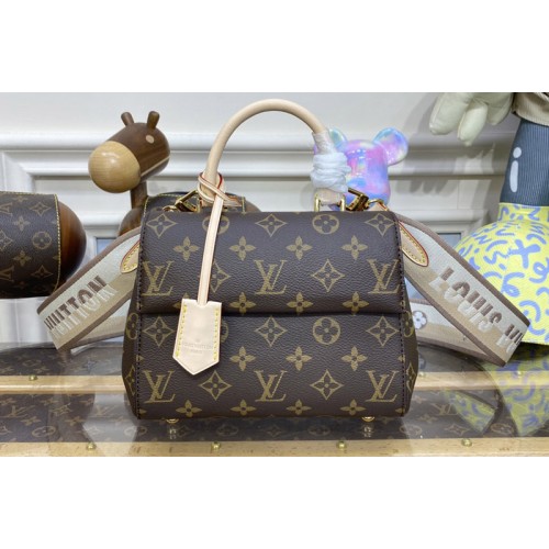 Louis Vuitton M46055 Cluny Mini handbag in Monogram canvas