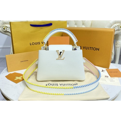 Louis Vuitton M57672 Capucines MM handbag in White Taurillon leather