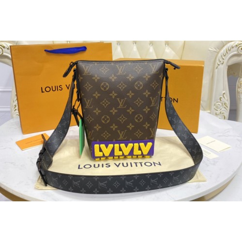 Louis Vuitton M57966 Cruiser Messenger Bag in Monogram coated canvas