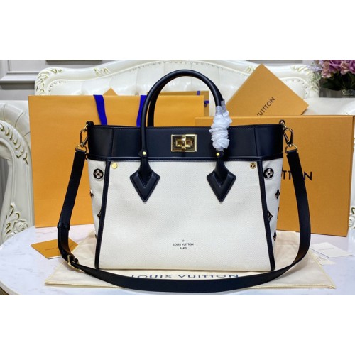 Louis Vuitton M59842 On My Side MM tote bag in Canvas and White smooth cowhide leather Louis Vuitton M59842 On My Side MM tote bag in Canvas and White smooth cowhide leather