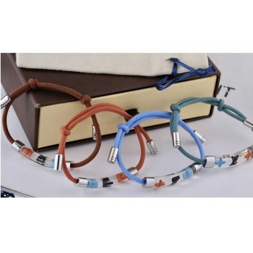 Louis Vuitton M69455 Inclusion bracelet in Monogram Flowers