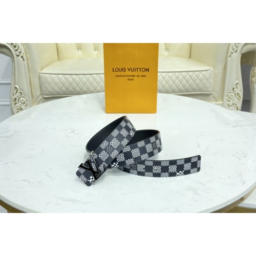 Louis Vuitton MP289V Anagram 40mm reversible belt in Black White Distorted Damier canvas With Black Buckle