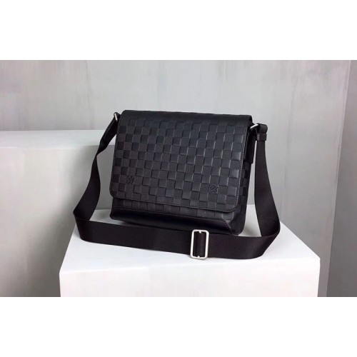 Louis Vuitton N41269 District PM Bag in Damier Infini Leather