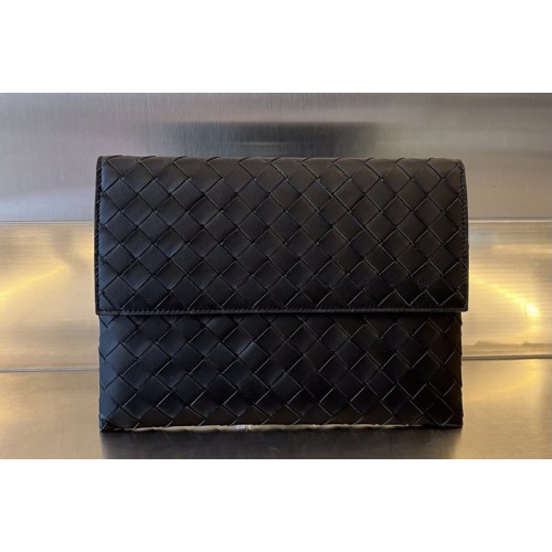 Bottega Veneta Flap Pouch in Black intrecciato leather