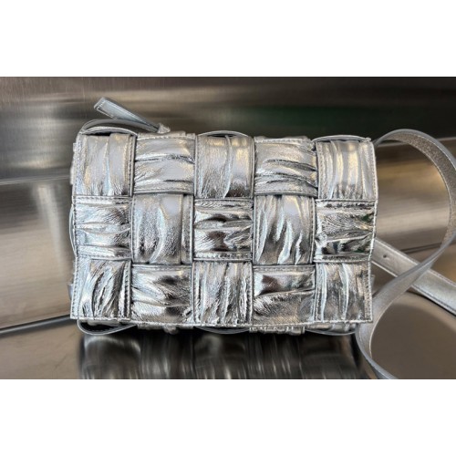 Bottega Veneta Cassette cross-body Bag in Silver Foulard Intreccio laminated leather
