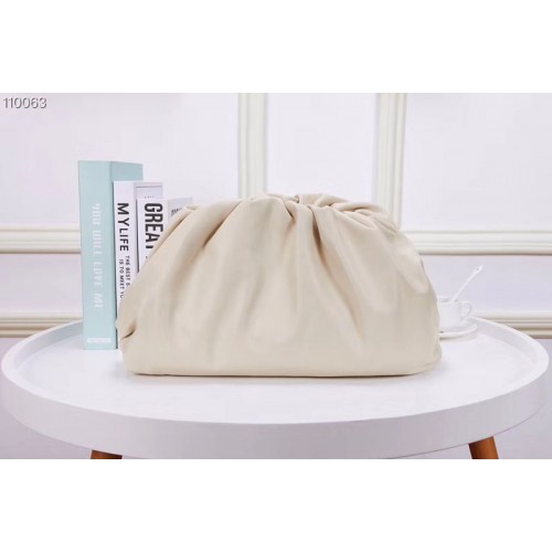 Bottega Veneta The Pouch Bags White Butter Calf Leather