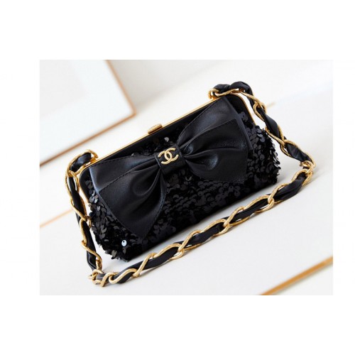Chanel Clutch With Chain in Black Lambskin and Sequins