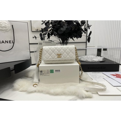 Chanel A68085 Bumbag Bag in White Lambskin