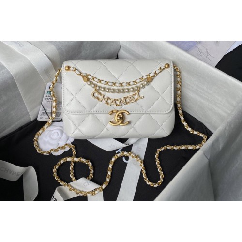 Chanel AS4986 Mini Flap Bag in White Shiny Lambskin Chanel AS4986 Mini Flap Bag in White Shiny Lambskin