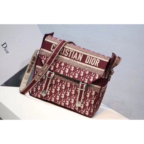 Dior M1291 Oblique Diorcamp Messenger bag in burgundy Dior Oblique embroidered canvas