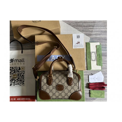 Gucci Small duffle bag with Interlocking G in Beige and ebony Supreme canvas