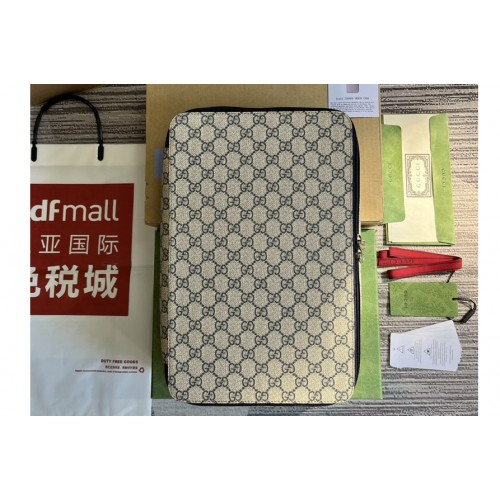 Gucci large packing cube in Beige and Blue Supreme canvas Gucci large packing cube in Beige and Blue Supreme canvas