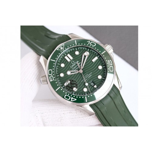 Omega 2018 Seamaster Diver 300M VSF 1:1 Best Edition Green Ceramic Green Dial on Rubber Band A8800 V2 (Black Balance Wheel)